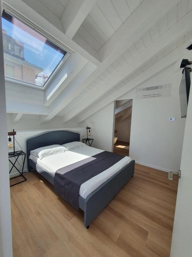 Blu Sea Apartments Pietra Ligure Bagian luar foto